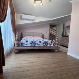 A peaceful and luxurious house