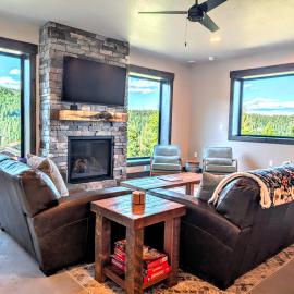 Paradise Condo, Hot Tub, Mtn Views, Lift 5 Mile, hotel em Sandpoint