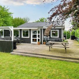 5 person holiday home in Gilleleje-By Traum