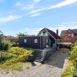 4 star holiday home in Nørre Nebel, hotel v destinácii Nørre Nebel