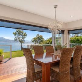 Casa Con Vista Luxury Waterfront Home, Sleeps 10