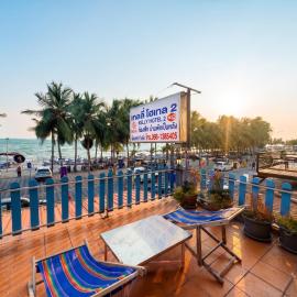 Kelly Hotel Bangsean, hotel in Ban Laem Thaen