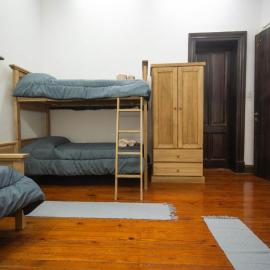 Pensión en excelente ubicación Habitación compartida o privada