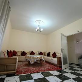 villa indépendante 3 chambre avec jardin privé-rez-de-chaussèe-agadir, hotel a Agadir