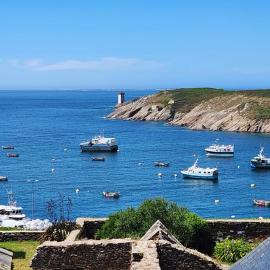 Kermorvan - pleine vue mer- parking et wifi - départ pour les îles