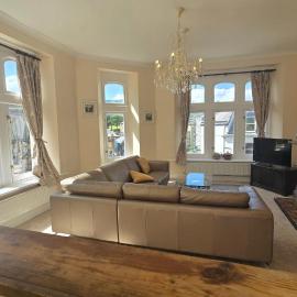 Palace View Apartment, hotel in Buxton