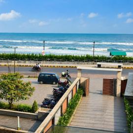 Golden Palace Rivera - Sea View Rooms Beach Front Hotel, hotel a Puri