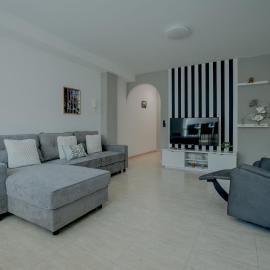 AriCentro - Casa Vacacional de 3 dormitorios cerca del aeropuerto