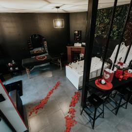La Maison Coquine Love Room Balnéo, hotel u gradu Betin