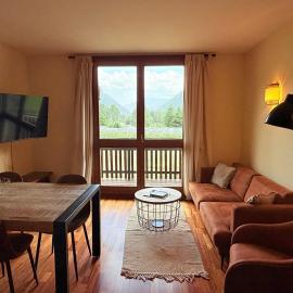 Apartament La Cabana - L'Amfitiona, hotel em Esterri d'Àneu