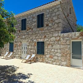 House Antica, hotel in Lastovo