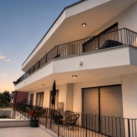 Apartments Villa Nikola- one minute to the beach