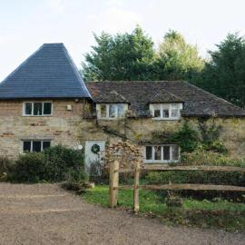Stunning Oast House Retreat I Sleeps 12 I Countryside Setting, hotel en Framfield