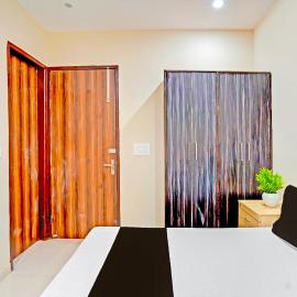 Super Hotel O Shree Jee Inn Guest House, hotel a Gurgaon