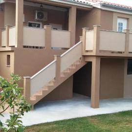 Apartments Anicic Coric, hotel in Omišalj