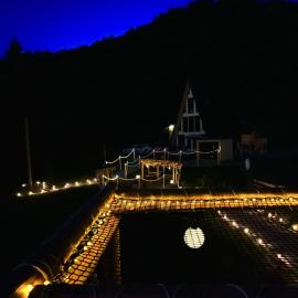 Cabana KayLuna, hotell i Mătişeşti