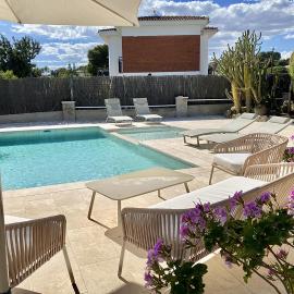 Valparaiso House with private pool 2-family fit