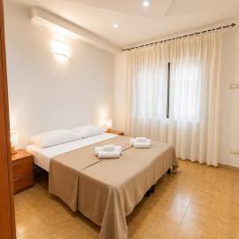ALFREDO'S HOUSE Apartment - Elegant ground floor apartment in Nettuno centre, close to the sea, local services and train station with direct links to Rome, hotell i Nettuno