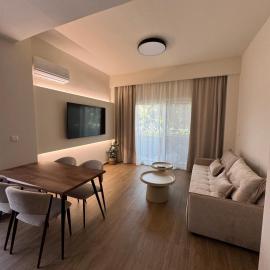 Artemis Apartments, hotel a Diakopto
