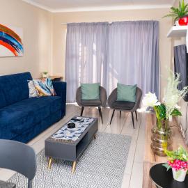 Modern 2 bedroom at Waterfall Ridge-Midrand