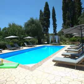 Ilias Apartments, hotel Ípszoszban