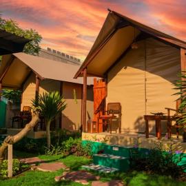 Kura Kura Glamping Gili Trawangan, khách sạn ở Quần đảo Gili