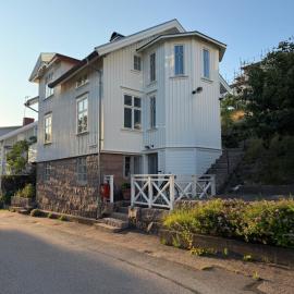 Viesnīca Nyrenoverad pärla centralt i Kungshamn pilsētā Kungshamna