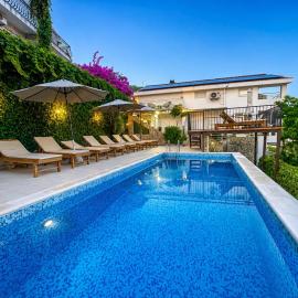 Al Mare Vacation Home, khách sạn ở Igalo