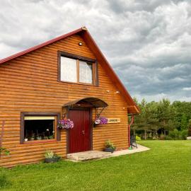 Junkuri Holiday House 9 Beds up to 20 Guests, hotel a Jeroškina