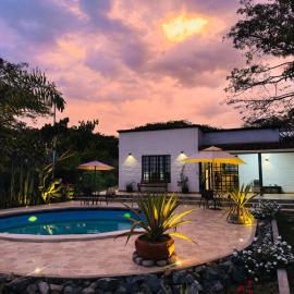 Finca el origen, hotel Roldanillóban