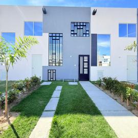 Moderna casa en San Vicente Valle Esmeralda, hotel a Los Algodones