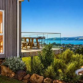 Overview - Stay Waiheke, hotel a Ostend