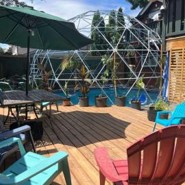 Poolside Hideaway Heated Pool All Year Ideal for Groups Sleeps 6 plus