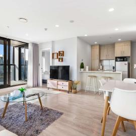 Sky Tower Views 2 Bed 2 Bath CBD Zodiak Stays