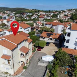 Apartments by the sea Lopar, Rab - 25689