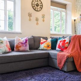 Central Brighton Gem with Balcony by the Royal Pavilion, hotel in Brighton & Hove