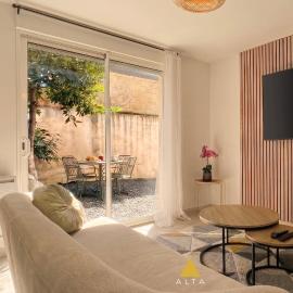 LE 84 - Grand T3 Climatisé - Terrasse & Parking Privé