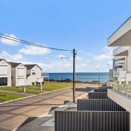 NEW - Seabreeze at Christies - Christies Beach - C21 SouthCoast Holidays