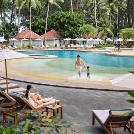 Dusit Thani Laguna Phuket: Bang Tao Plajı şehrinde bir otel
