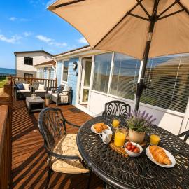 Beach Cottage 71 Golden Bay - Cosy Coastal Escape