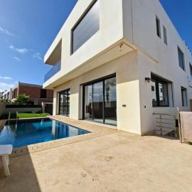 villa luxueuse plage les princesses SIDI EL ABED, 4 CHAMBRES 420 M2, hotel a Temara