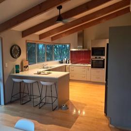Spacious 5 Bedroom House in Nghinapuri Family Retreat, Hotel in Karamu