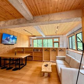 TATEYA VACATION 8 Cozy Modern Suite by the Creek, hotel a Akiruno