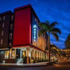 M Hotel Jakarta