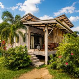 Casa Eden - Double King Bed - Peaceful Garden Retreat - 4K SmartTV