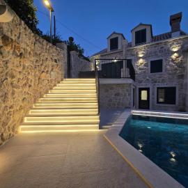 Stone Villa, hotel a Prijevor
