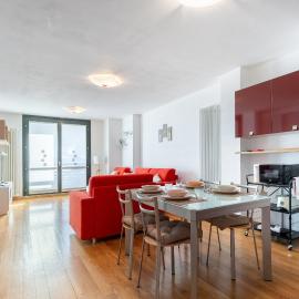 Hostdomus - Sestriere Alpine Escape