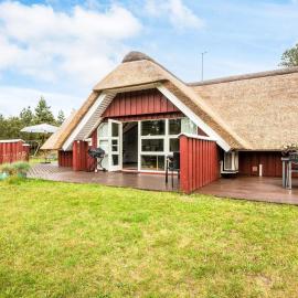 4 star holiday home in Rømø, hotel v destinaci Kongsmark