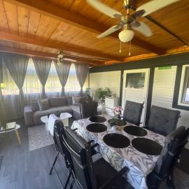 Mobile home T&N - Camp Velenje, hotel in Velenje