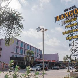 Hotel Rangoli - 10 min from Palsana chowk, hotel i Navsāri